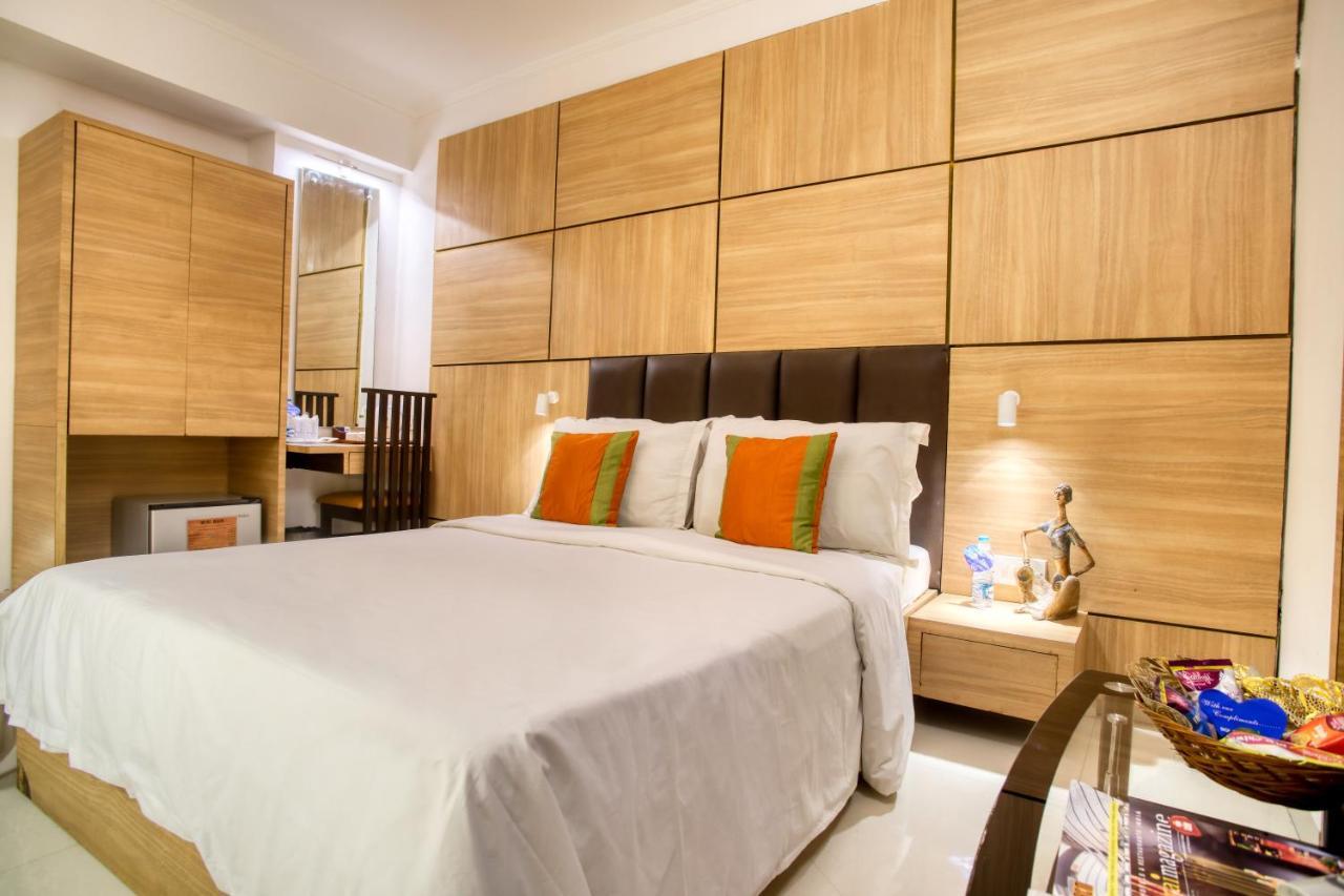Roland Hotel Калькутта Экстерьер фото